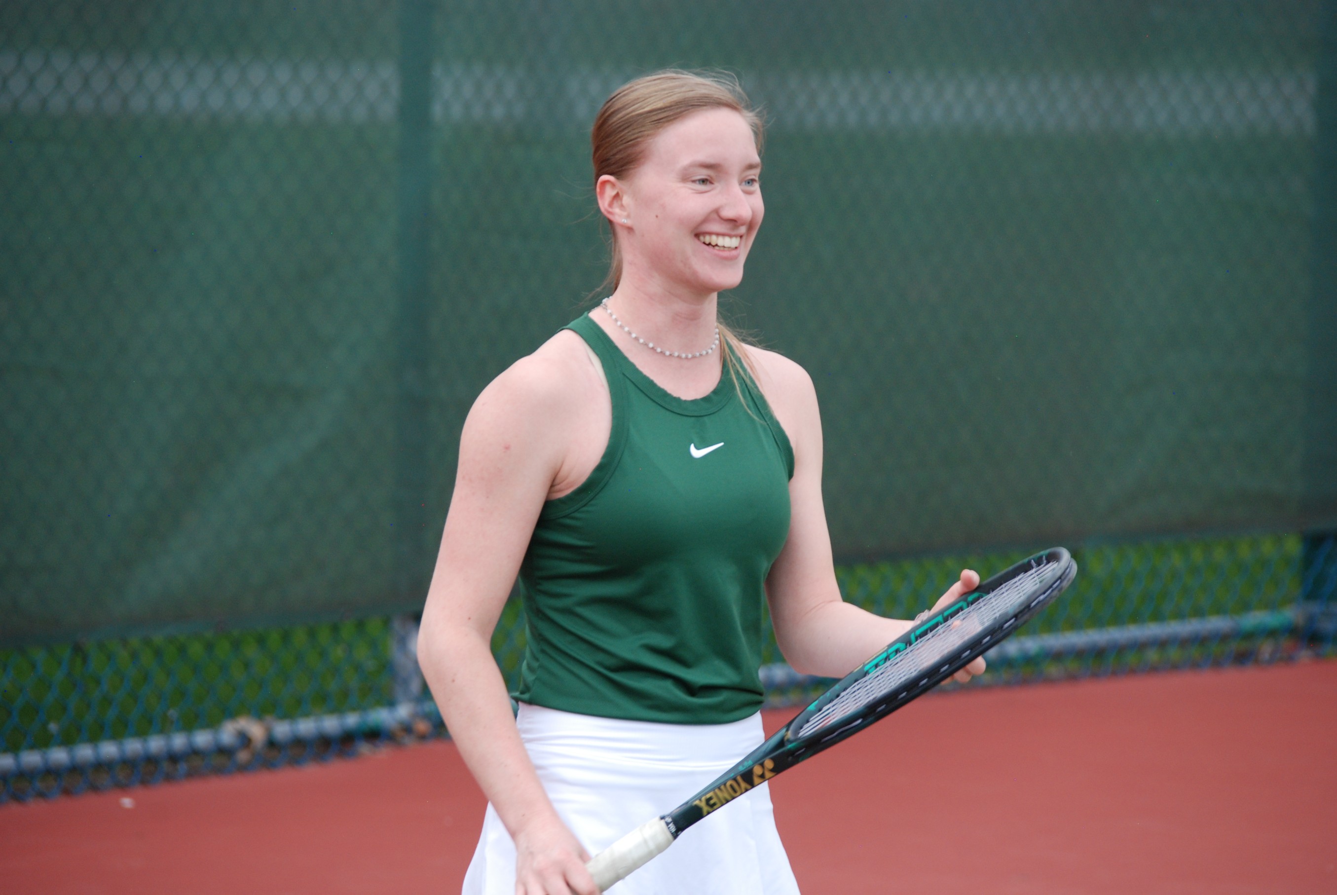 Katherine Almquist ’24, co-captain of ¼ϲʿ’s tennis team